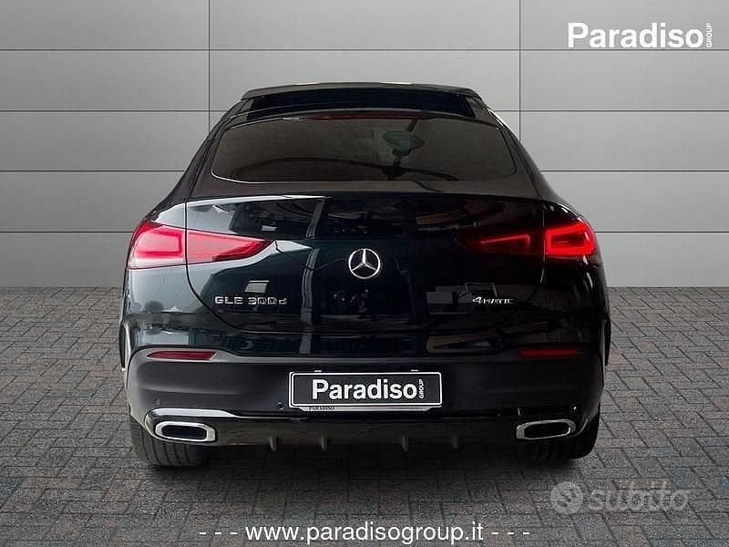 Usata Mercedes GLE300 Premium 272 CV (200 kW) 2023 Verde SUV
