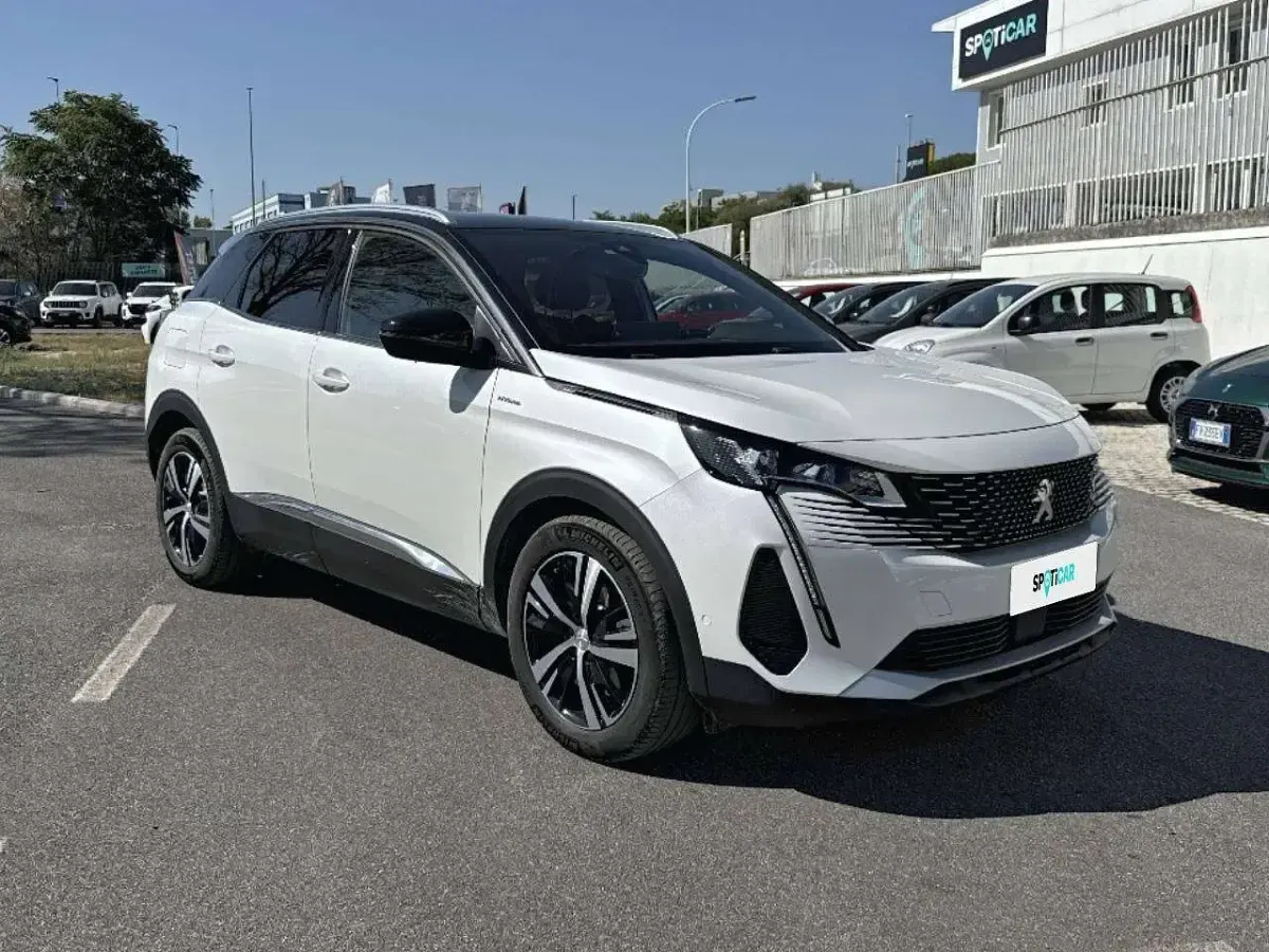 Usata Peugeot 3008 GTi 181 CV (133 kW) 2022 Bianco SUV