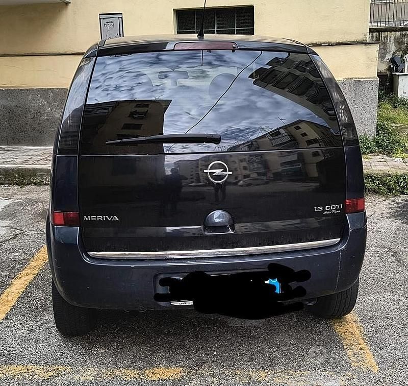 Usata Opel Meriva 2006 Grigio Monovolume
