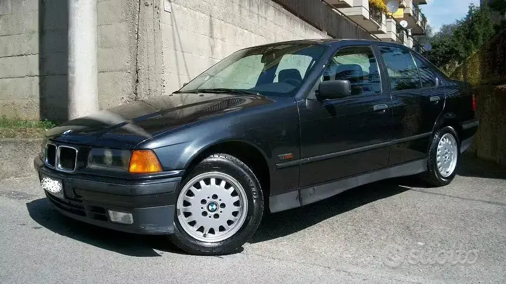 Usata BMW 320 81 CV (59 kW) 1991 Nero Berlina