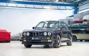 Usata BMW M3 215 CV (158 kW) 1989 Blu Berlina