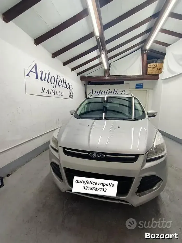 Usata Ford Kuga Business Edition 120 CV (88 kW) 2016 Grigio SUV