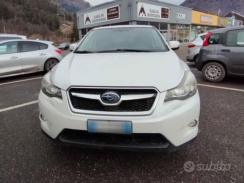 Usata Subaru XV Style 147 CV (108 kW) 2012 Bianco SUV