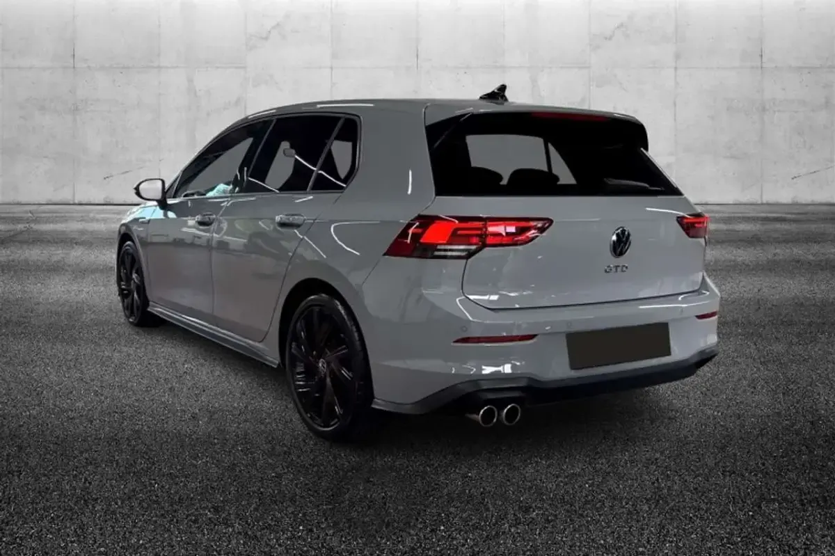 Usata VW Golf VIII GTD 200 CV (147 kW) 2022 Grigio Berlina