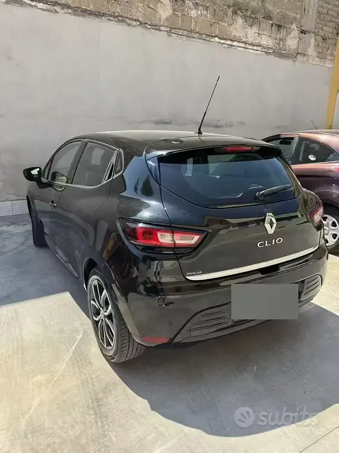 Usata Renault Clio IV 90 CV (66 kW) 2019 Nero Berlina