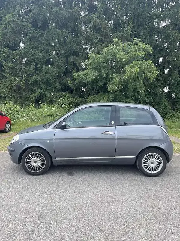Usata Lancia Ypsilon 77 CV (56 kW) 2010 Utilitaria
