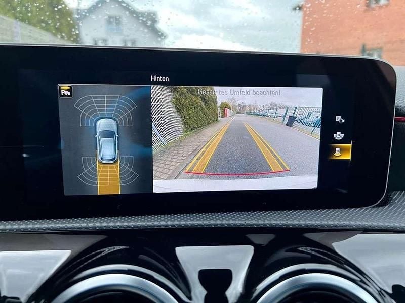 Usata Mercedes A200 163 CV (119 kW) 2018 Bianco Berlina