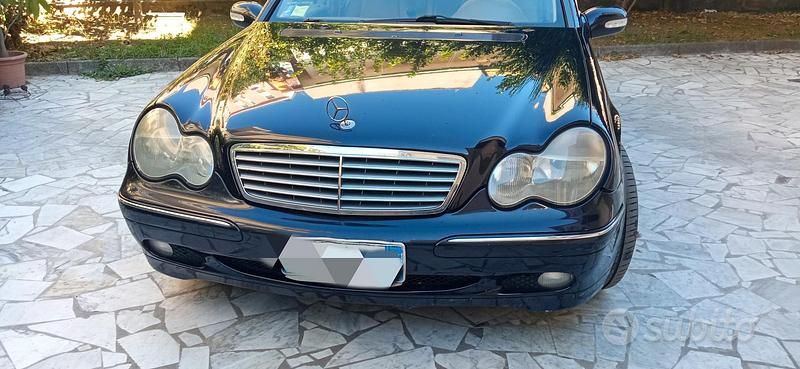 Usata Mercedes C220 2001 Blu Berlina