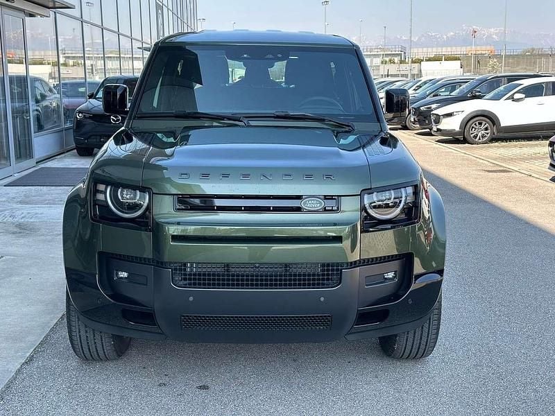 Nuova Land Rover Defender SE Dynamic 200 CV (147 kW) 2026 Woolstone green SUV