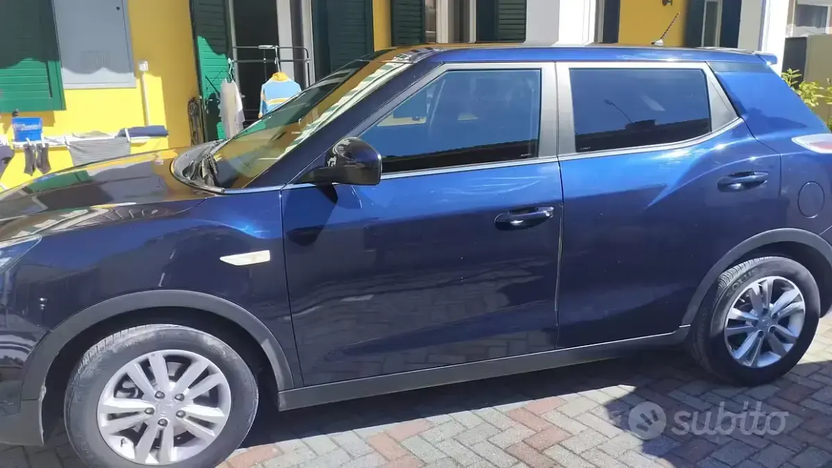 Usata SsangYong Tivoli 128 CV (94 kW) 2019 Bluazzurro SUV