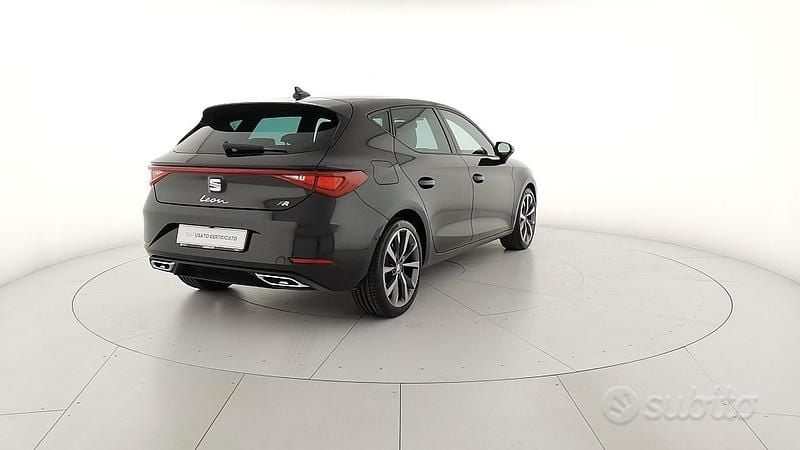 Usata Seat Leon FR 150 CV (110 kW) 2024 Nero Berlina