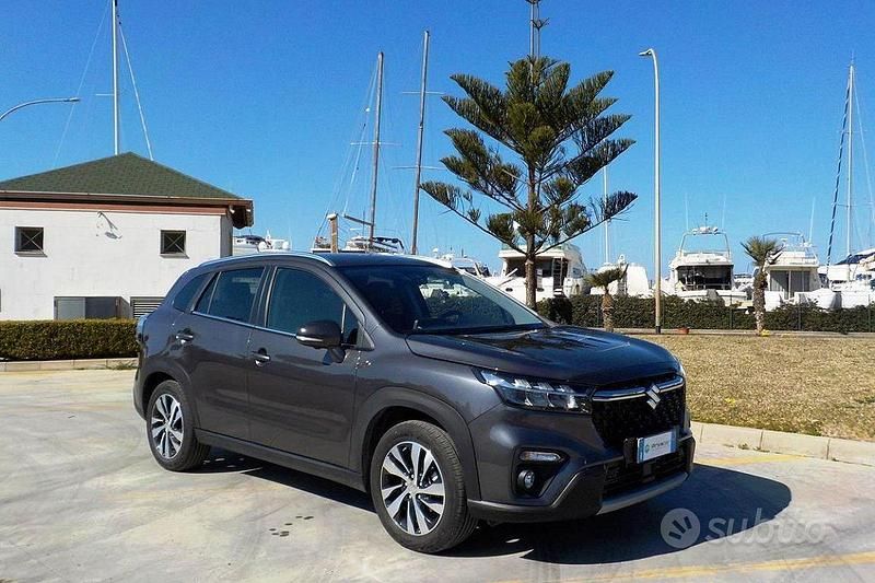Usata Suzuki SX4 S-Cross 129 CV (94 kW) 2023 Grigio SUV