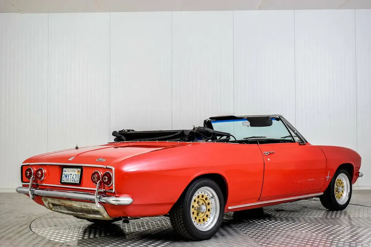 Usata Chevrolet Corvair 102 CV (75 kW) 1966 Rosso Cabrio