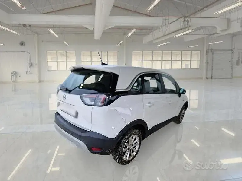 Usata Opel Crossland Elegance 110 CV (80 kW) 2021 Bianco SUV