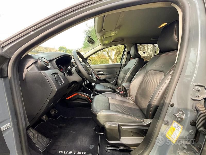 Usata Dacia Duster 115 CV (84 kW) 2022 Grigio SUV