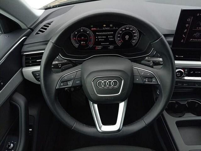 Usata Audi A4 Advanced Plus 163 CV (119 kW) 2024 Grigio manhattan metallizzato Station wagon