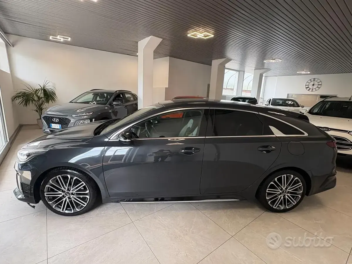 Usata Kia ProCeed GT-Line 136 CV (100 kW) 2019 Grigio Station wagon