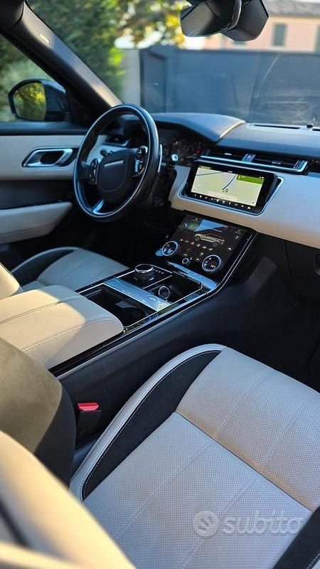 Usata Land Rover Range Rover Velar 240 CV (176 kW) 2019 Grigio SUV