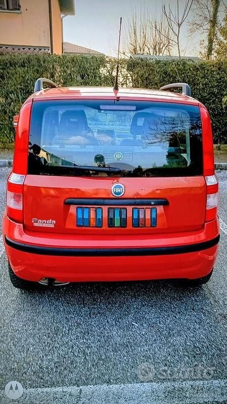 Usata Fiat Panda Emotion 2004 Rosso Utilitaria