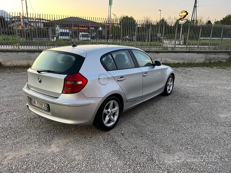 Usata BMW 116 116 CV (85 kW) 2007 Grigio Utilitaria