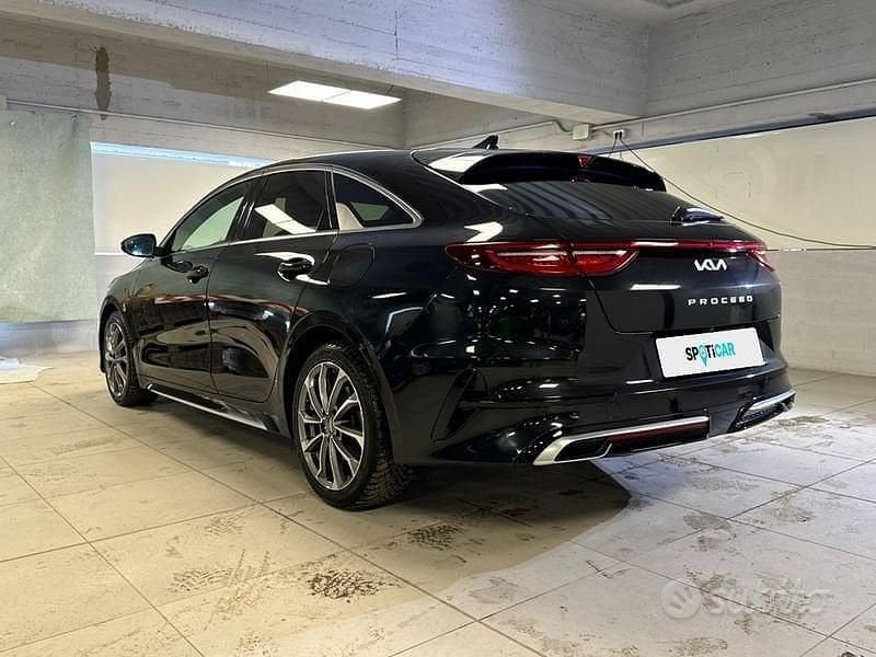 Usata Kia ProCeed GT-Line 160 CV (117 kW) 2023 Nero Station wagon