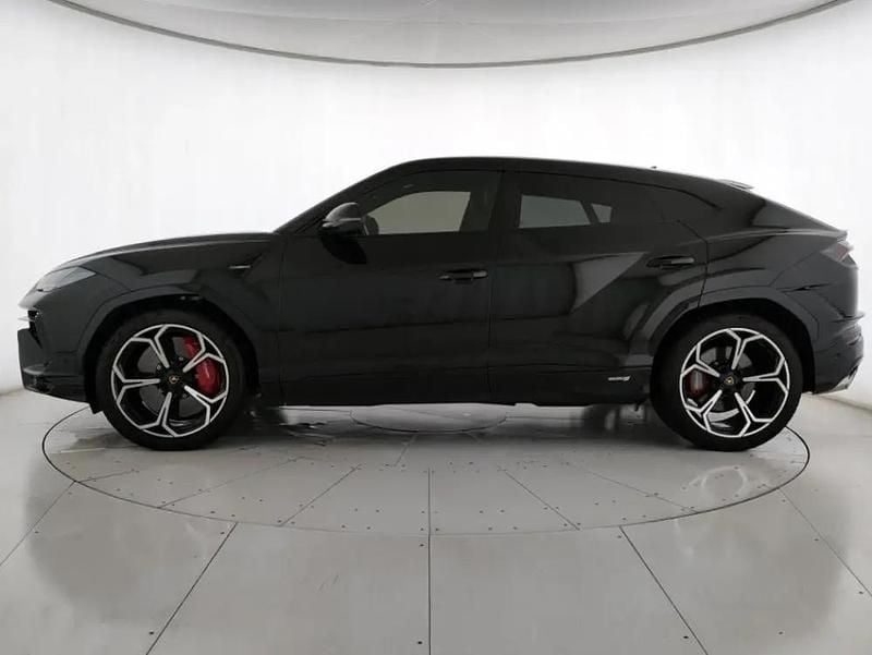 Usata Lamborghini Urus 666 CV (489 kW) 2023 Nero SUV