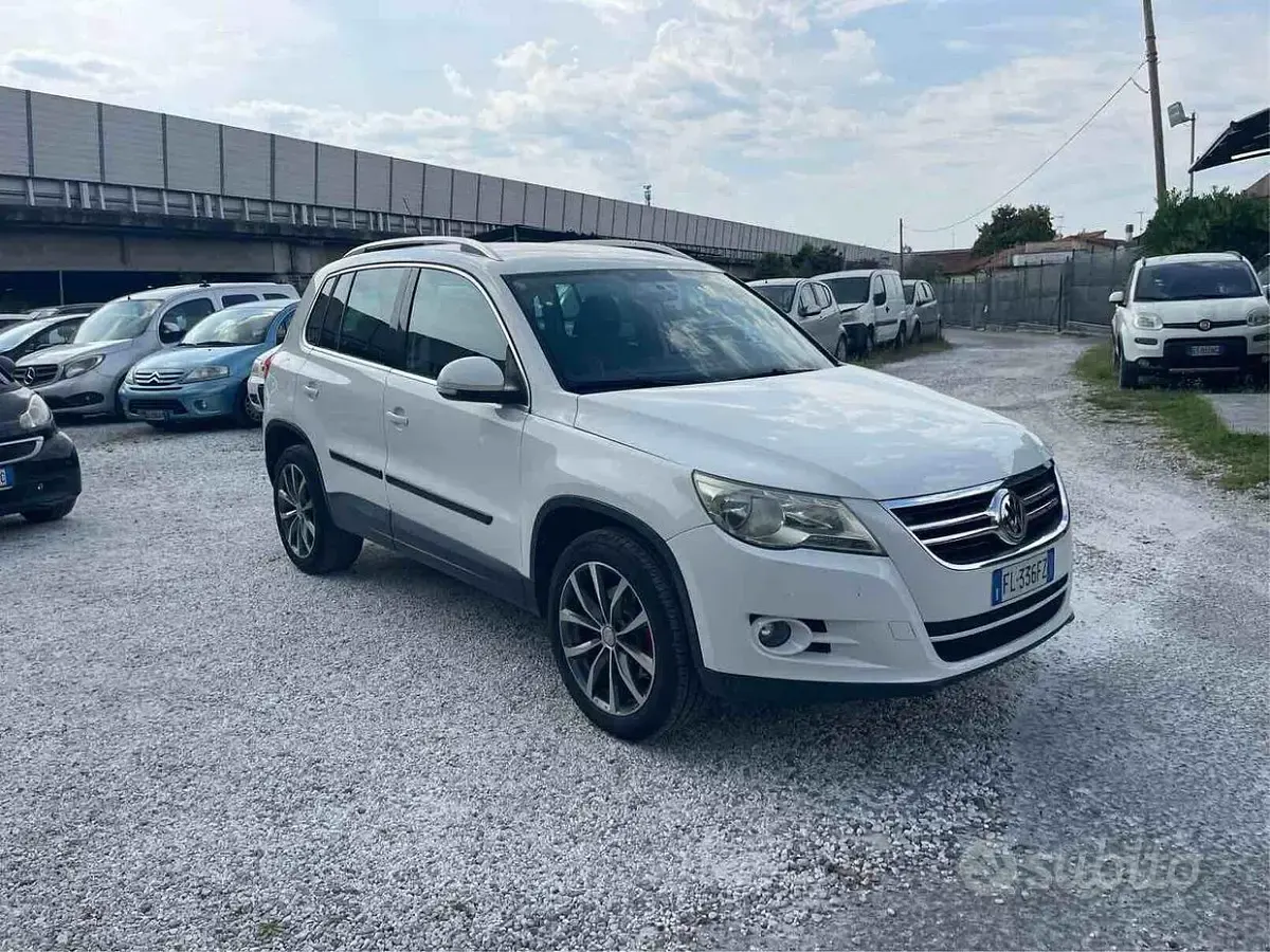 Usata VW Tiguan 150 CV (110 kW) 2008 Bianco SUV