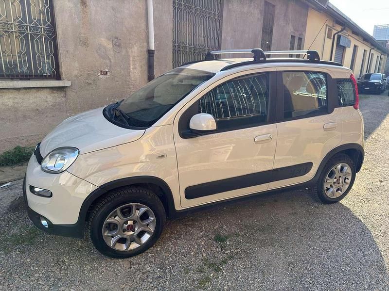 Usata Fiat Panda 4x4 86 CV (63 kW) 2014 Beige Utilitaria