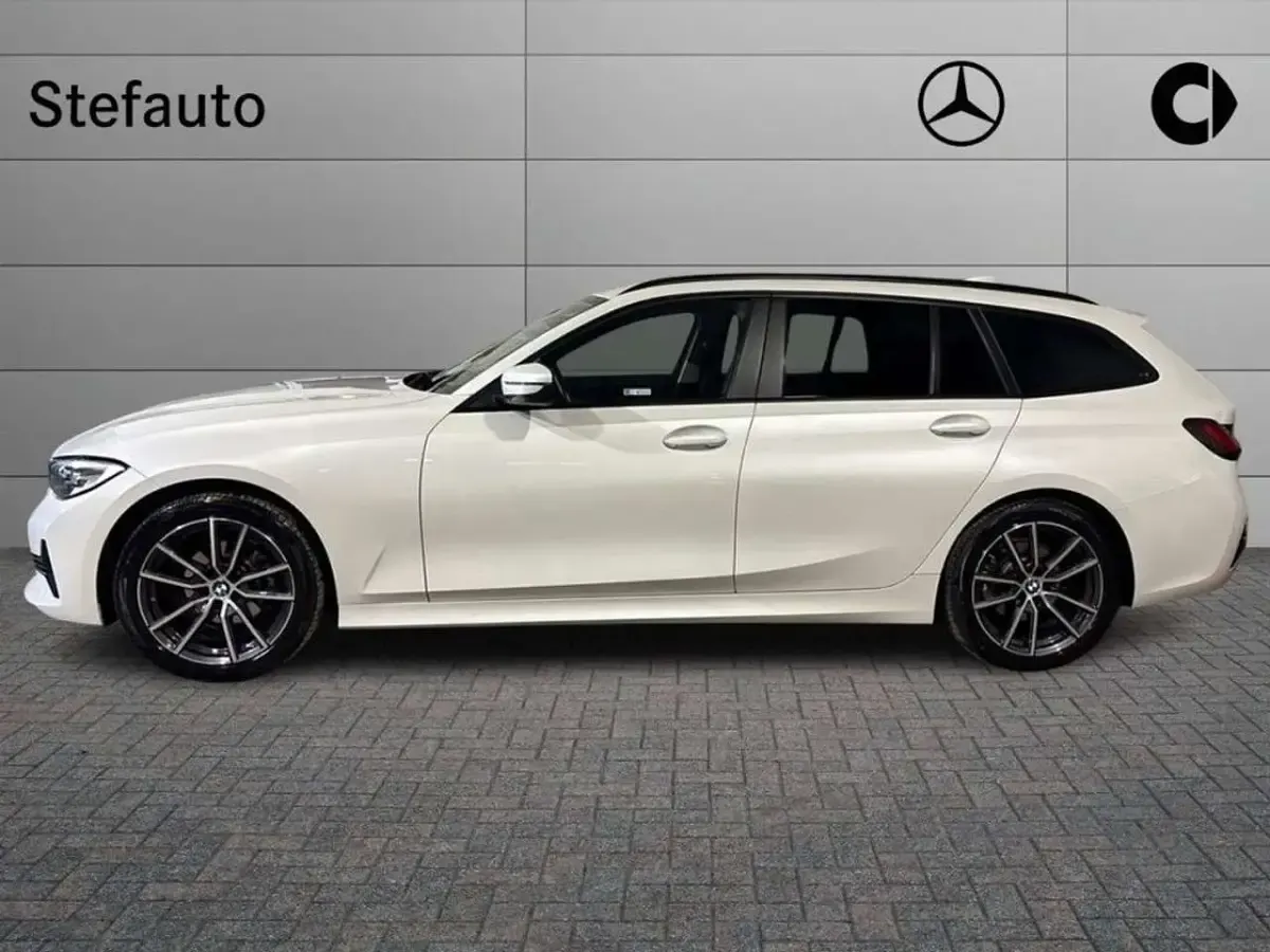 Usata BMW 316 Advantage 122 CV (89 kW) 2022 Bianco Station wagon