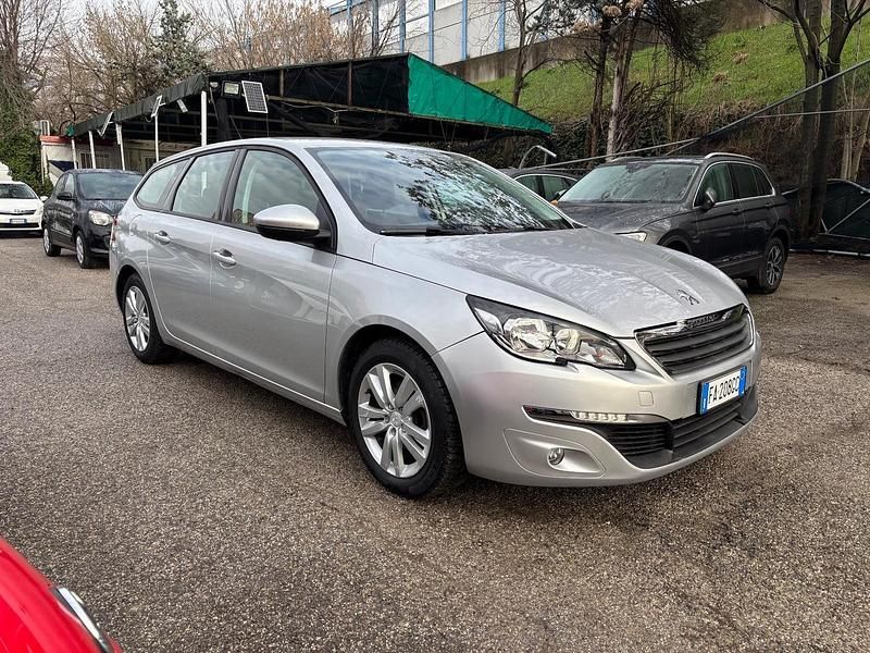 Usata Peugeot 308 120 CV (88 kW) 2015 Argento Station wagon