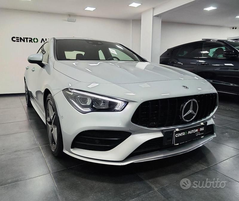 Usata Mercedes CLA200 Premium 150 CV (110 kW) 2023 Grigio Berlina