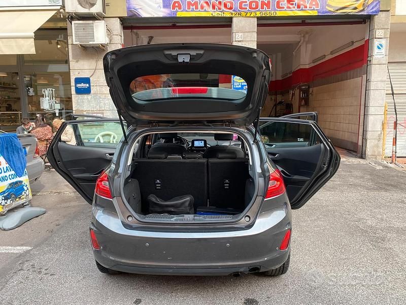 Usata Ford Fiesta 100 CV (73 kW) 2018 Berlina