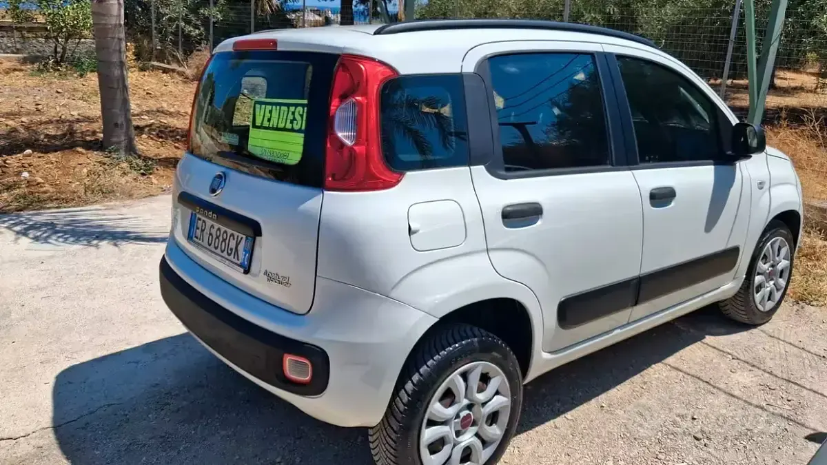 Usata Fiat Panda Easy 80 CV (58 kW) 2013 Bianco Utilitaria