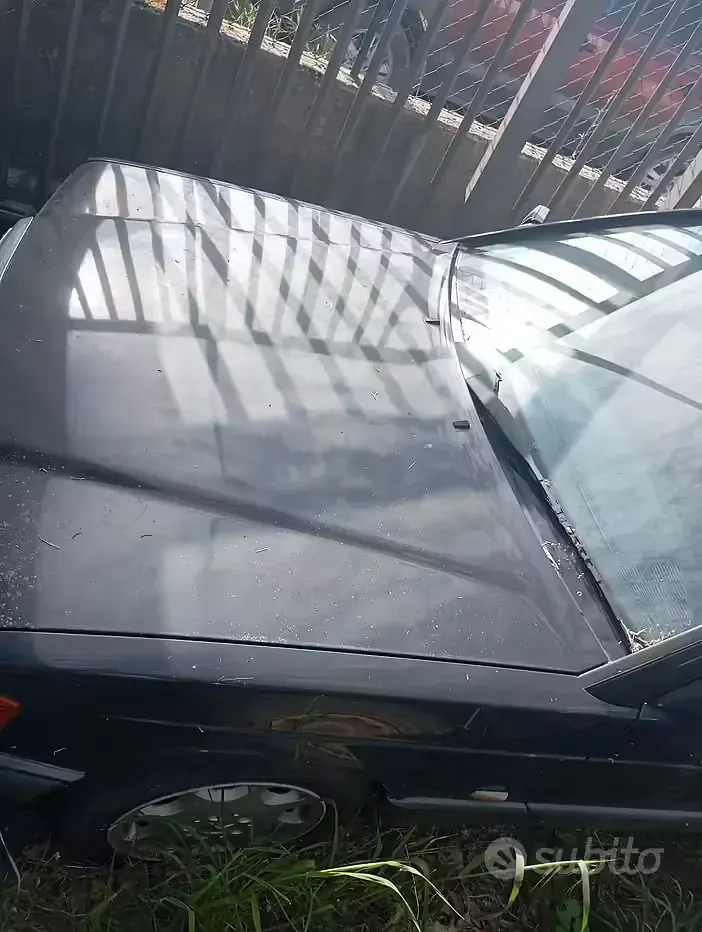 Usata Mercedes 190 109 CV (80 kW) 1991 Nero Berlina