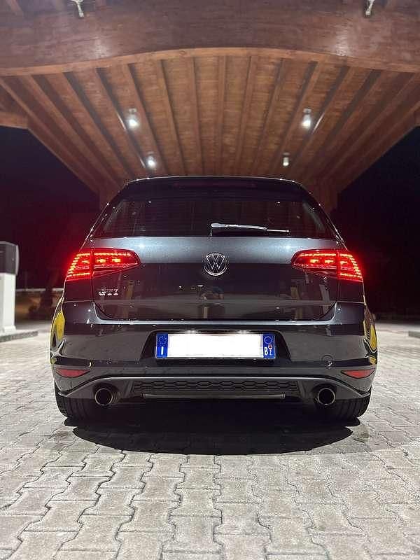 Usata VW Golf GTI 230 CV (169 kW) 2013 Berlina