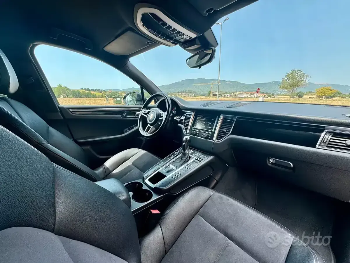 Usata Porsche Macan 250 CV (183 kW) 2015 Nero SUV