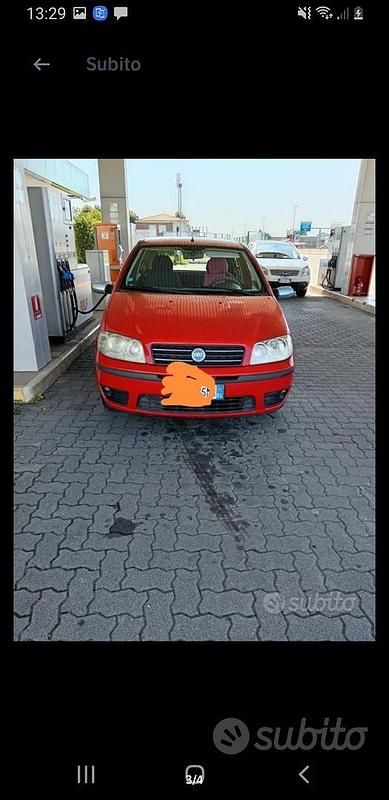 Usata Fiat Punto 80 CV (58 kW) 2004 Rosso Utilitaria
