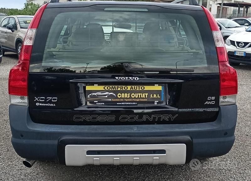 Usata Volvo V70 163 CV (119 kW) 2008 Nero Station wagon