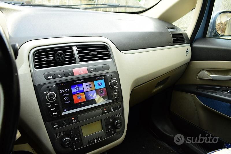 Usata Fiat Grande Punto 90 CV (66 kW) 2007 Blu Utilitaria