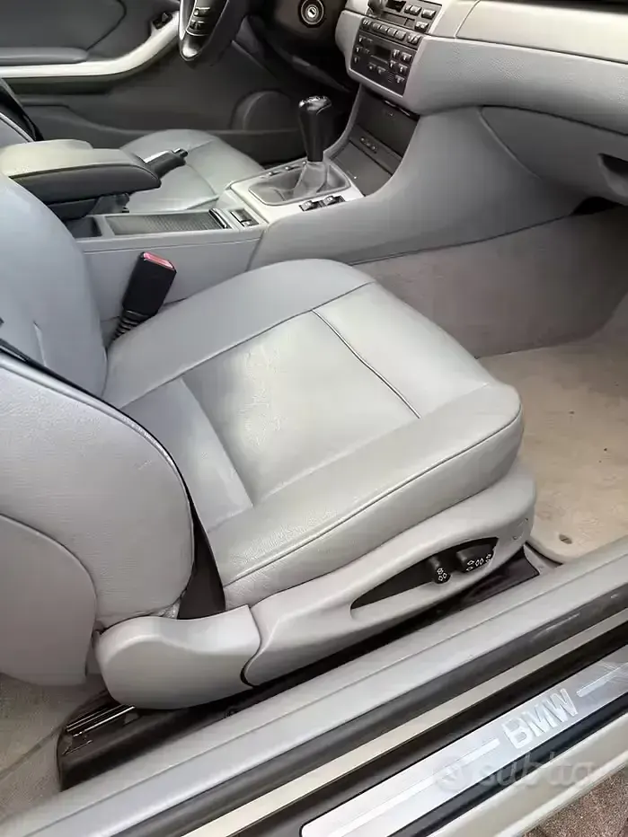 Usata BMW 325 Cabriolet Efficient Dynamics 192 CV (141 kW) 2003 Grigio Cabrio