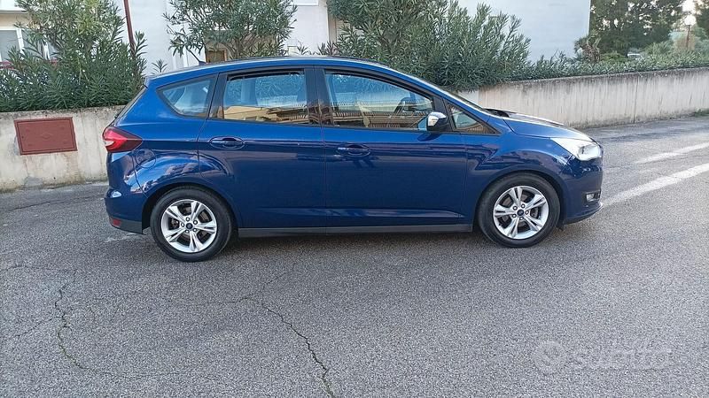 Usata Ford C-MAX Business Edition 120 CV (88 kW) 2016 Blu Monovolume