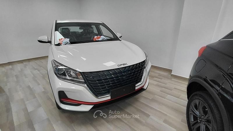 Nuova DFSK Glory 500 106 CV (77 kW) 2025 Bianco SUV