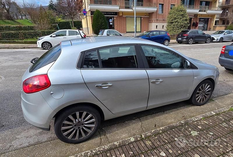 Usata Fiat 1600 Emotion 105 CV (77 kW) 2012 Grigio Berlina