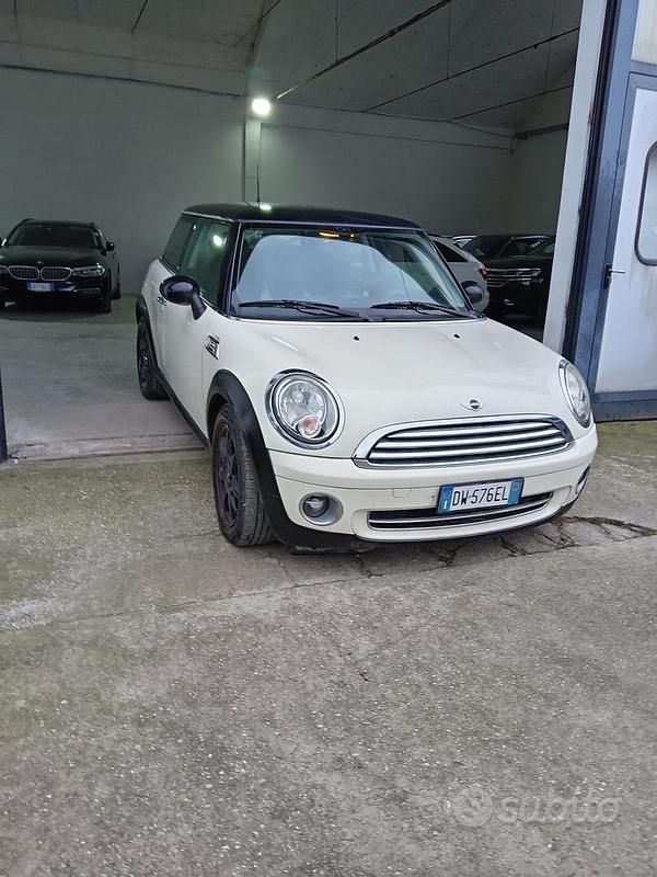 Beige Usata 2009 Mini ONE Due volumi | 3000 € (Ottimo prezzo) - Immagine 1/4