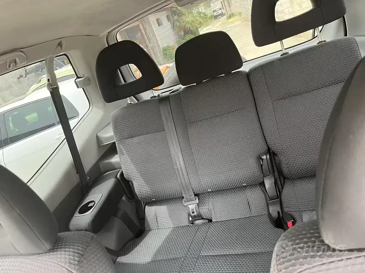 Usata Mitsubishi Pajero 115 CV (84 kW) 2003 Bluazzurro SUV