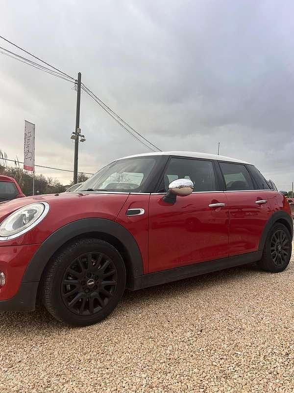 Usata Mini Cooper D Business 116 CV (85 kW) 2015 Rosso Utilitaria