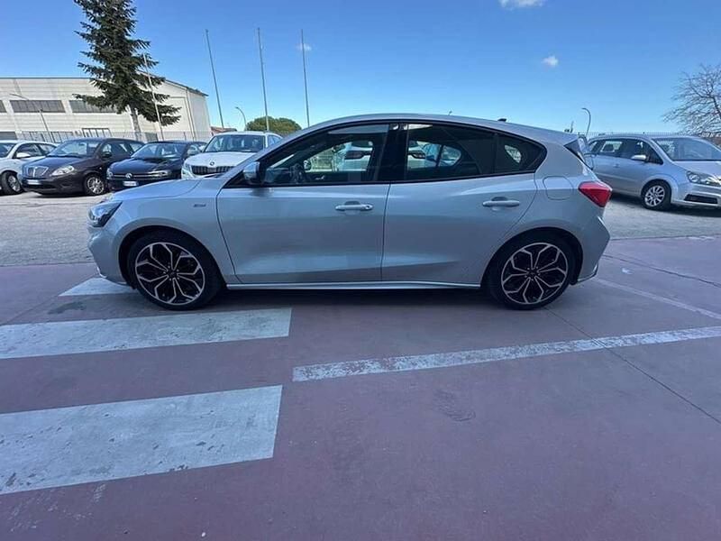 Usata Ford Focus ST-Line 125 CV (91 kW) 2021 Argento Berlina