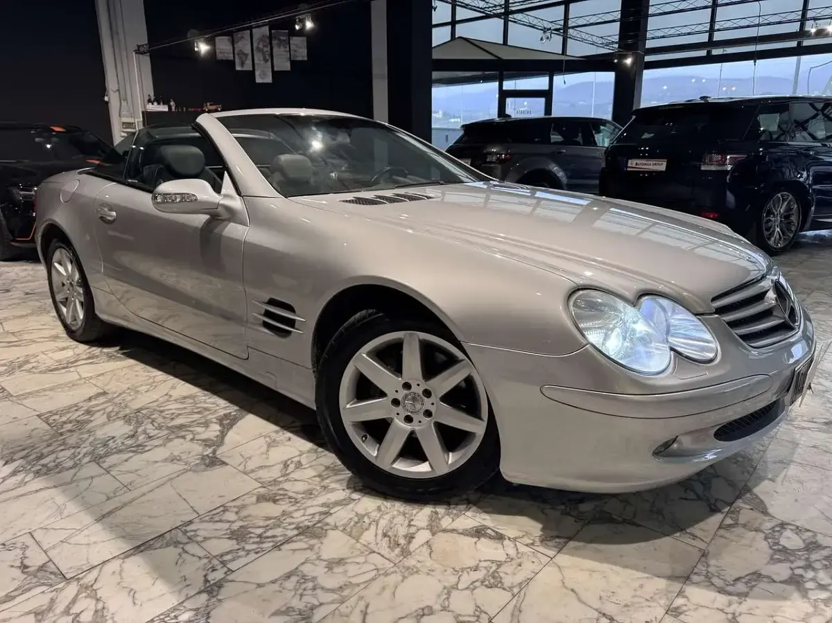 Käytetty Mercedes SL350 245 HP (180 kW) 2004 Hopea Avoauto