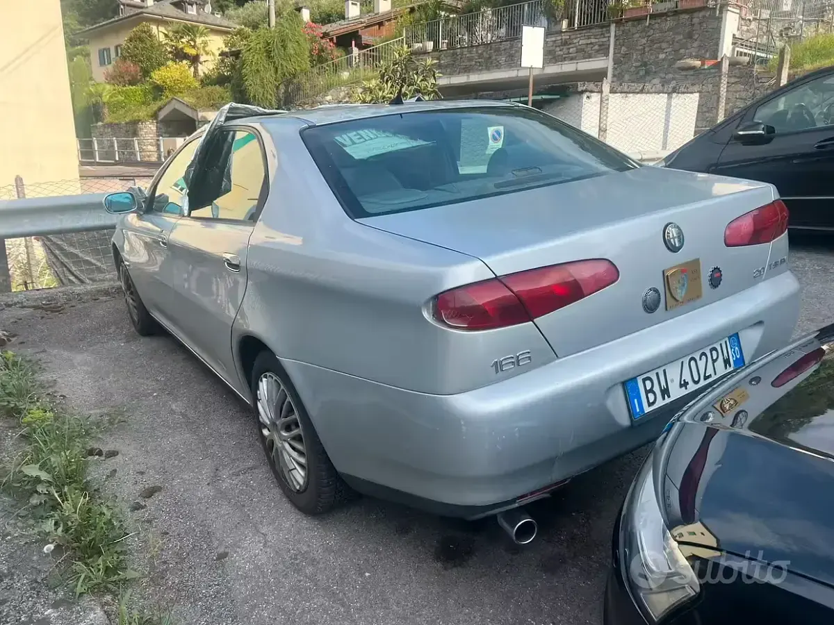Usata Alfa Romeo 166 150 CV (110 kW) 2002 Berlina
