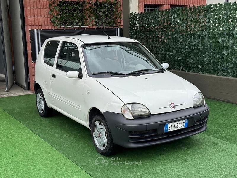 Usata Fiat 600 Active 54 CV (39 kW) 2010 Bianco Berlina